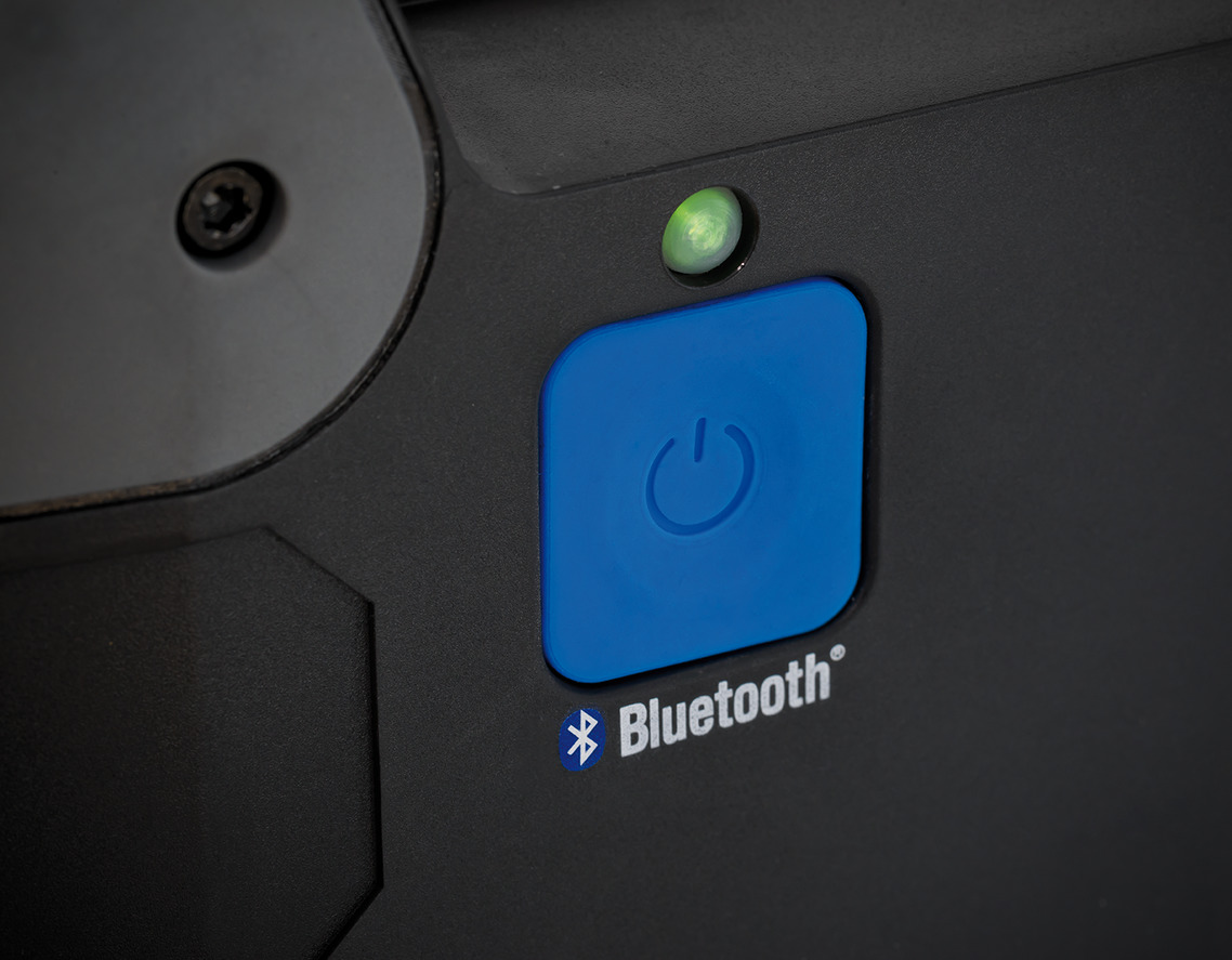Bluetooth LED Baustrahler TORAN 3050 MB mit Lichtsteuerungs-APP |  brennenstuhl®