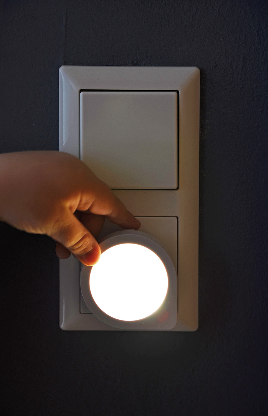 LED Nachtlicht NL 01 QD weiß mit Dämmerungssensor | brennenstuhl®