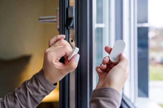 brennenstuhl®Connect Zigbee Tür- und Fensterkontakt TFK CZ 01 - Anwendungsbild