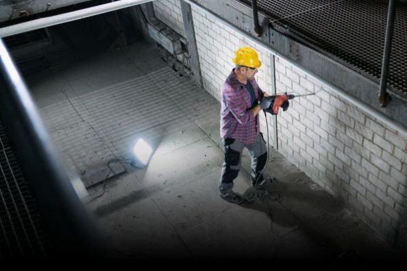 LED worklights for glare-free working light